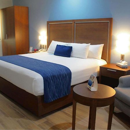 Comfort Inn Monterrey Norte San Nicolás de los Garzas Zewnętrze zdjęcie