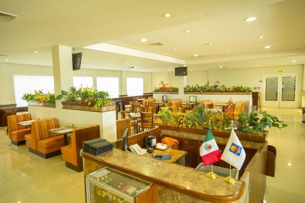 Comfort Inn Monterrey Norte San Nicolás de los Garzas Zewnętrze zdjęcie