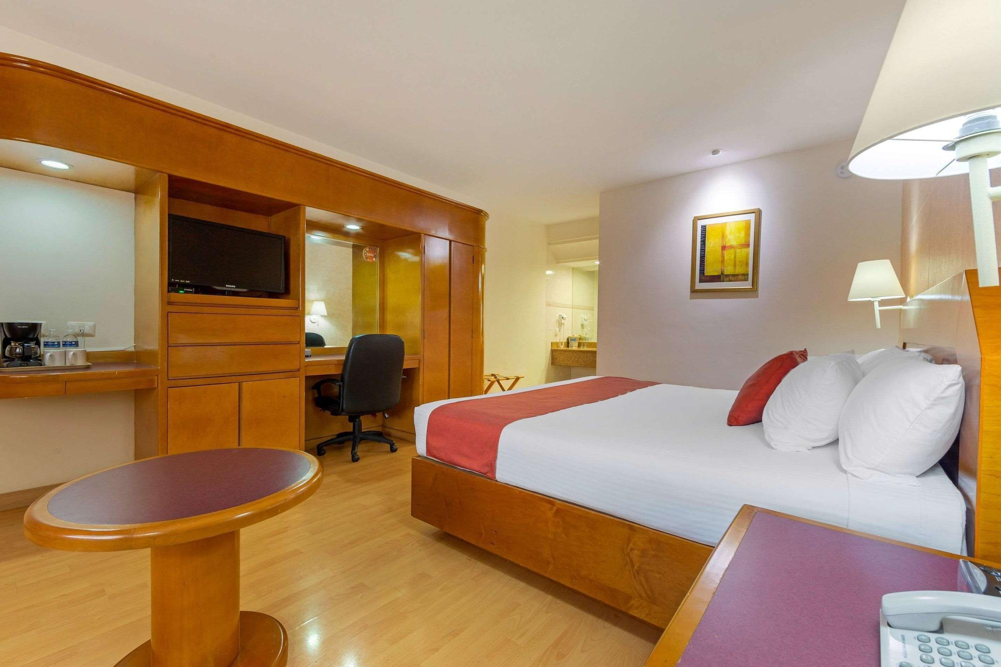 Comfort Inn Monterrey Norte San Nicolás de los Garzas Zewnętrze zdjęcie