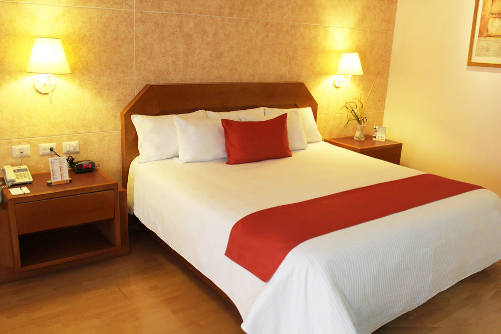 Comfort Inn Monterrey Norte San Nicolás de los Garzas Zewnętrze zdjęcie