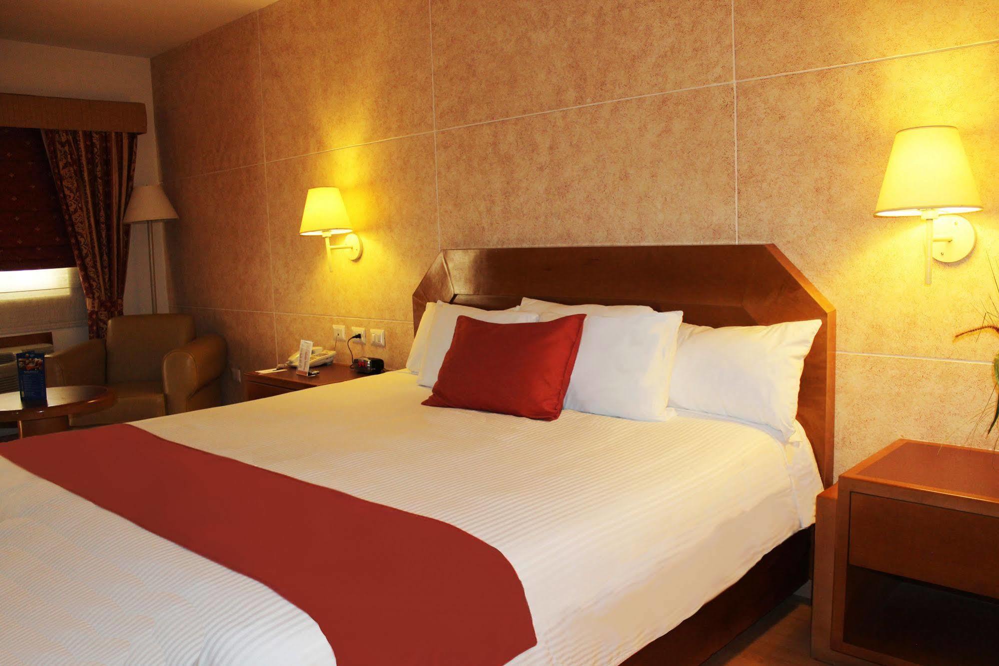 Comfort Inn Monterrey Norte San Nicolás de los Garzas Zewnętrze zdjęcie