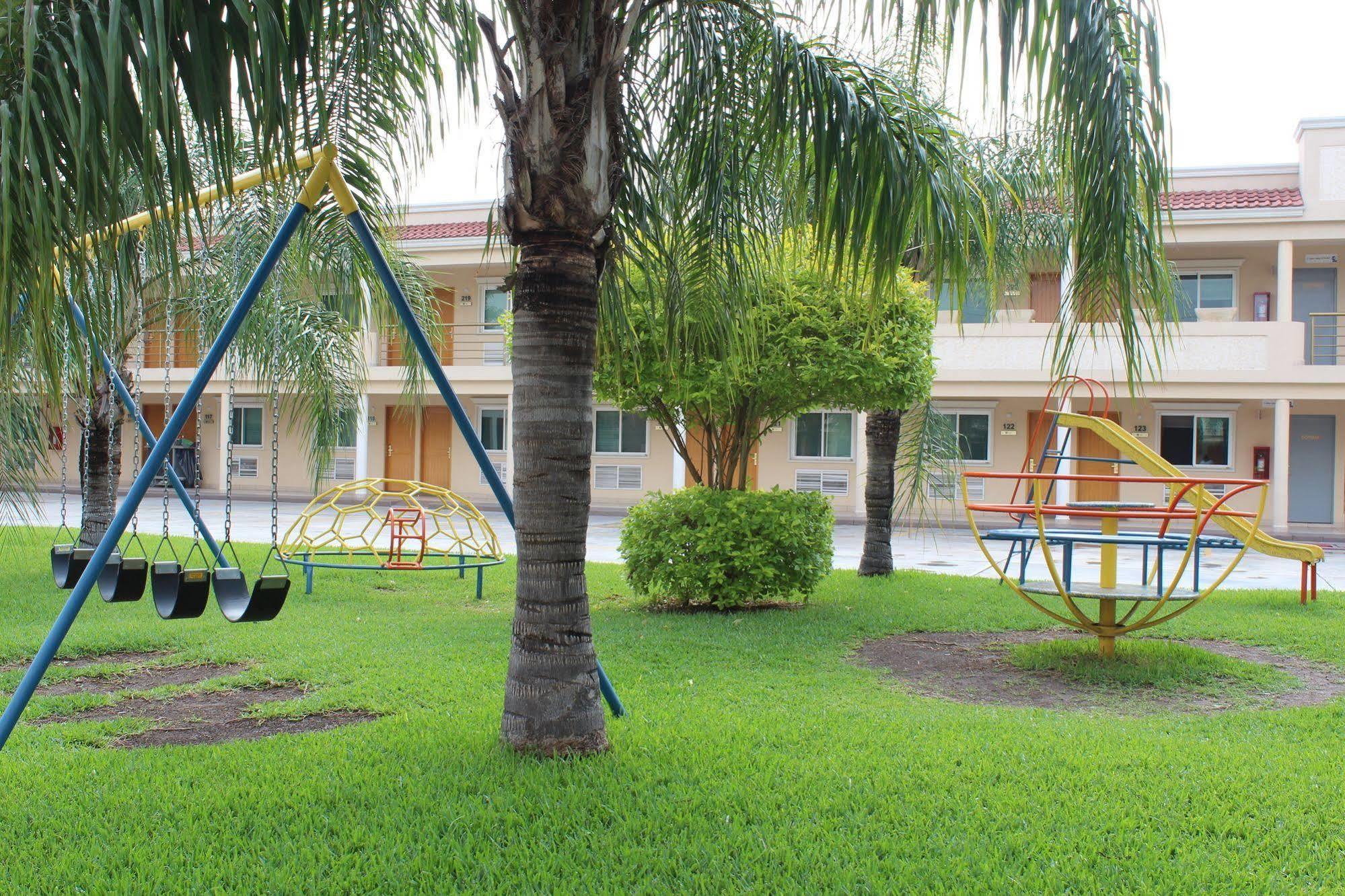 Comfort Inn Monterrey Norte San Nicolás de los Garzas Zewnętrze zdjęcie